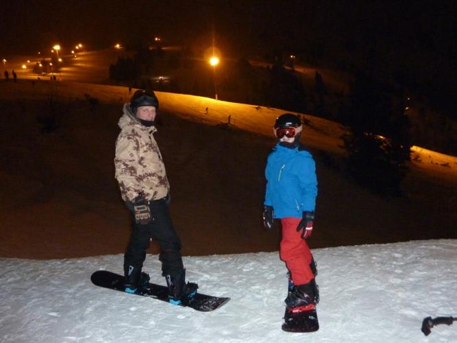 Night snowboarding in Obertauern